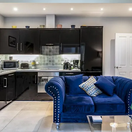 Pass The Keys Luxury Living Cathedral Quarter Cafes Bars Apartment Belfast Exterior photo