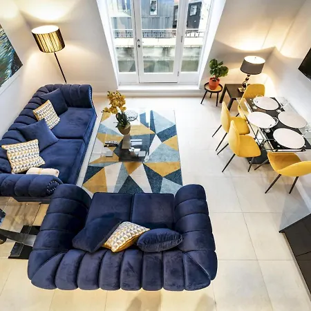 Pass The Keys Luxury Living Cathedral Quarter Cafes Bars Apartment Belfast Exterior photo