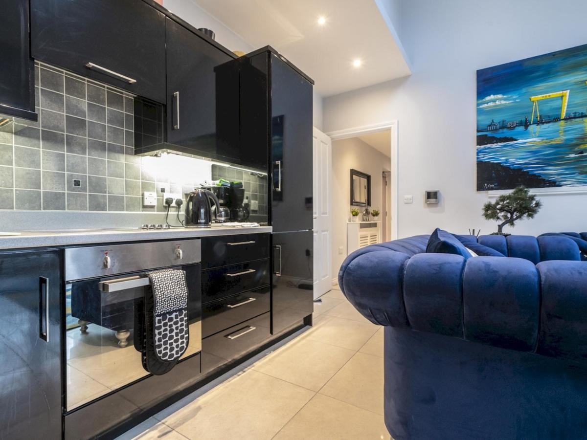 Apartment Pass The Keys Luxury Living Cathedral Quarter Cafes Bars