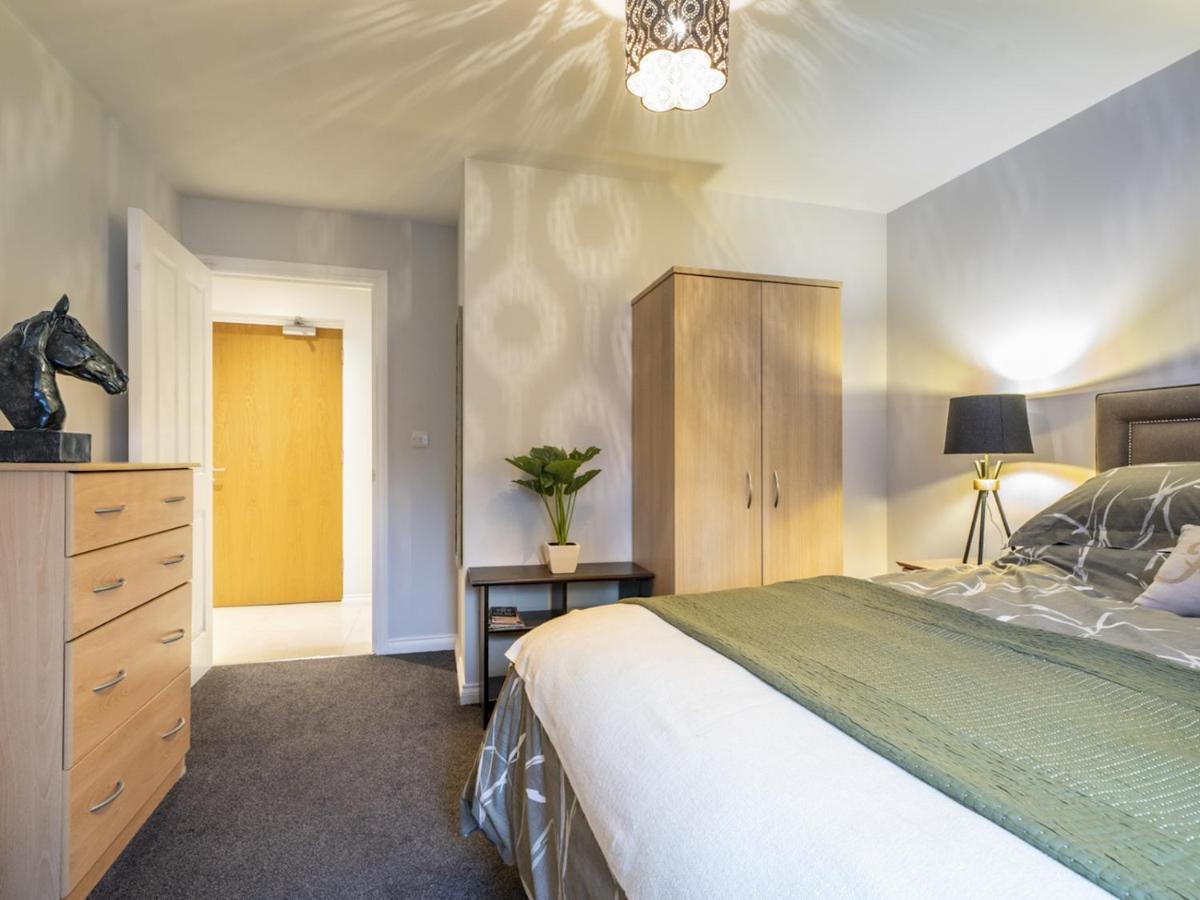Apartment Pass The Keys Luxury Living Cathedral Quarter Cafes Bars